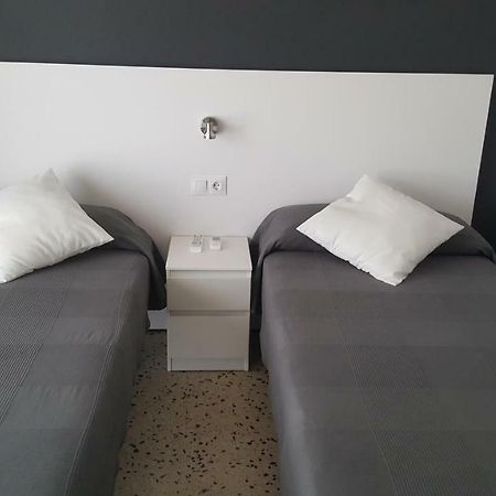 Hostal Can Joanet Cambrils Exterior foto